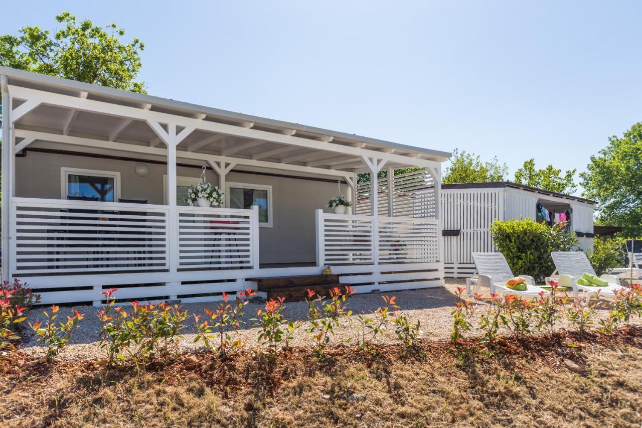 Zelena Laguna Mobile Homes Mugeba Exterior photo